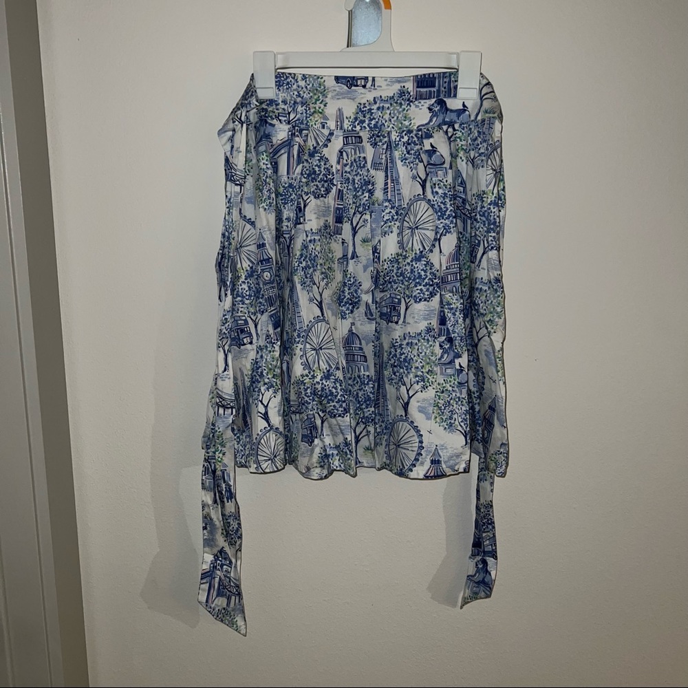 Super cute Cath Kidston blue London skirt!